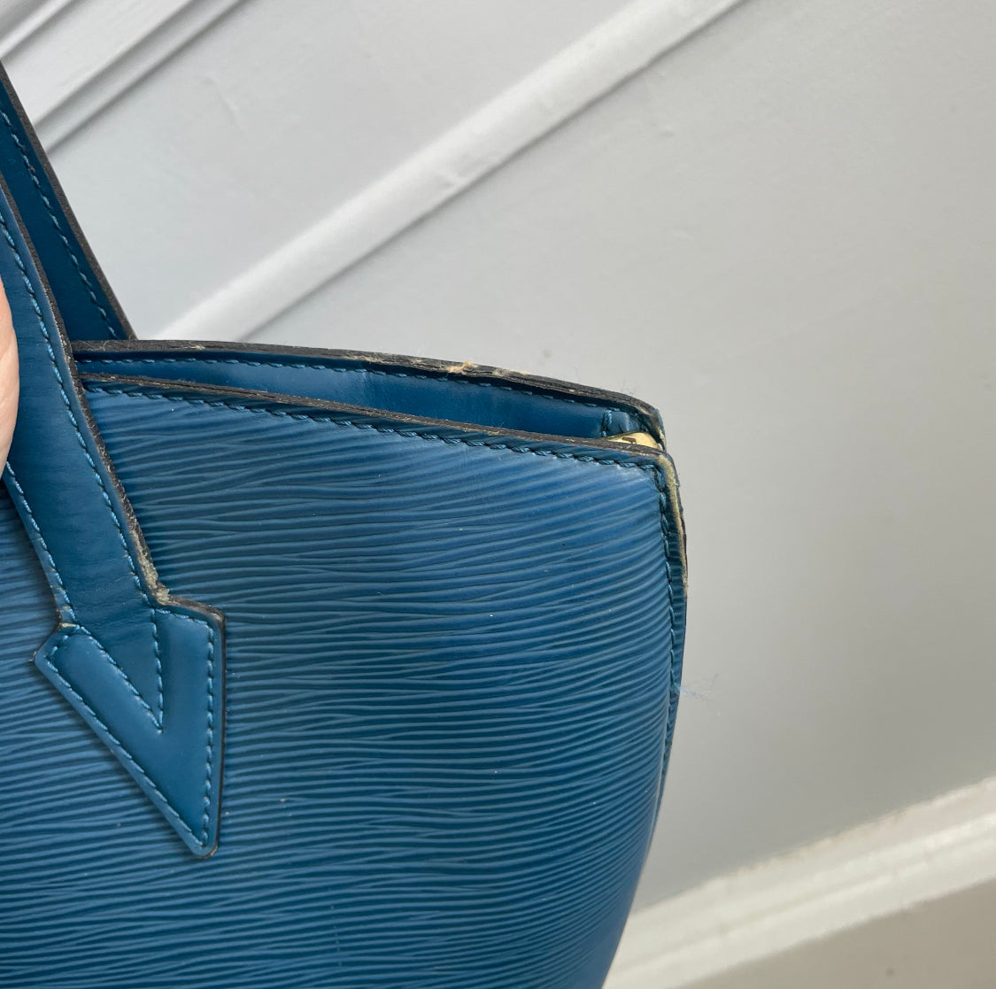 Louis Vuitton Epi Saint Jacques skuldertaske i blå læder