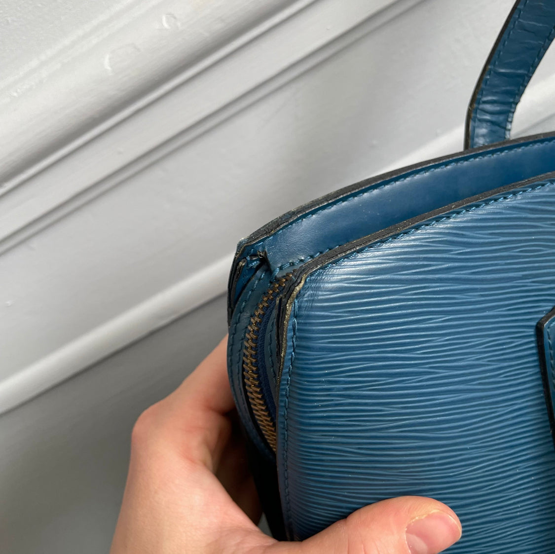 Louis Vuitton Epi Saint Jacques skuldertaske i blå læder