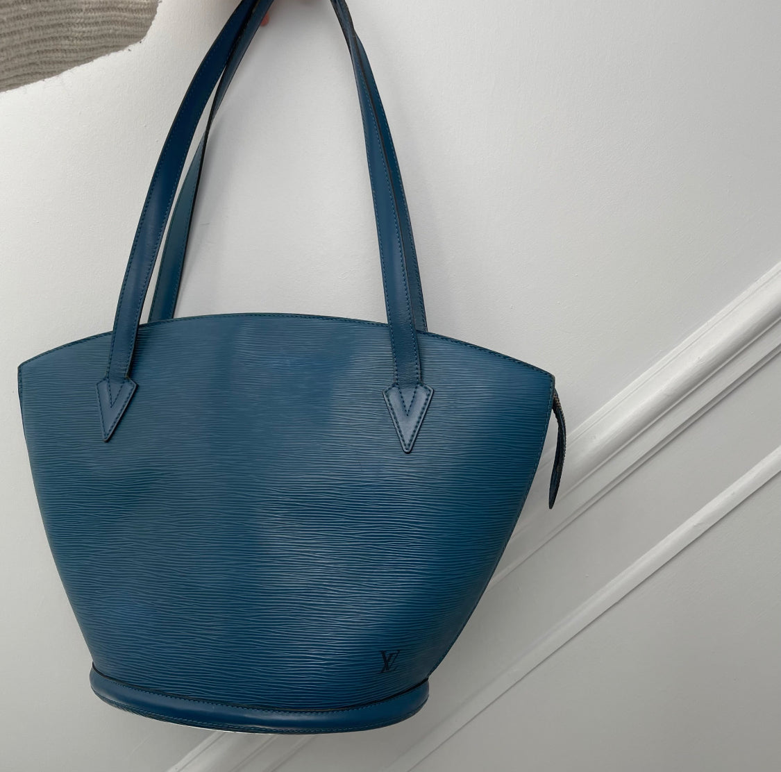 Louis Vuitton Epi Saint Jacques skuldertaske i blå læder