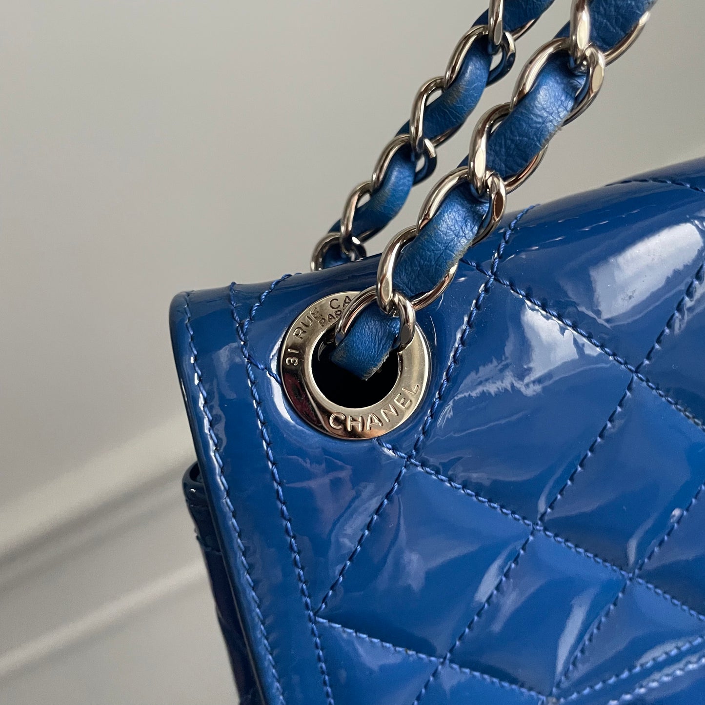 Chanel Classic flapbag i blå