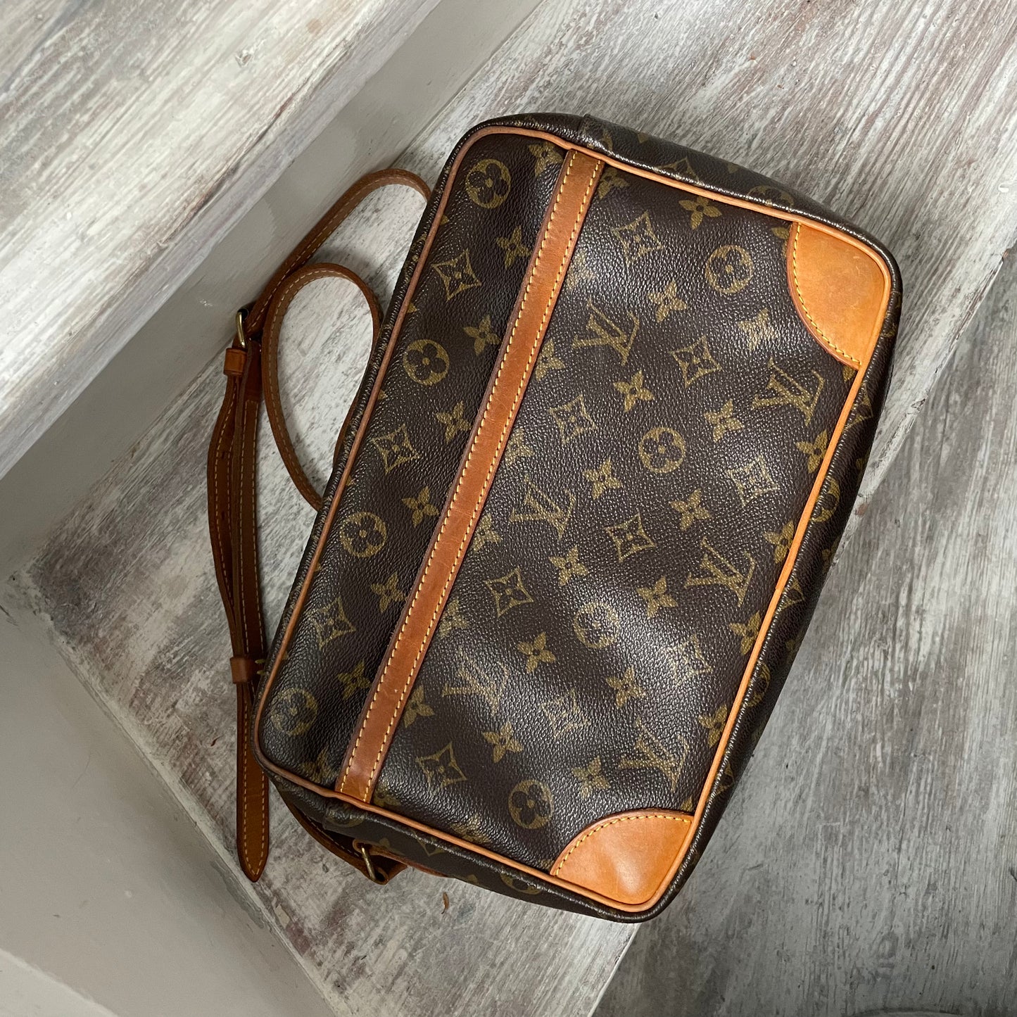 Louis Vuitton Trocadero 27