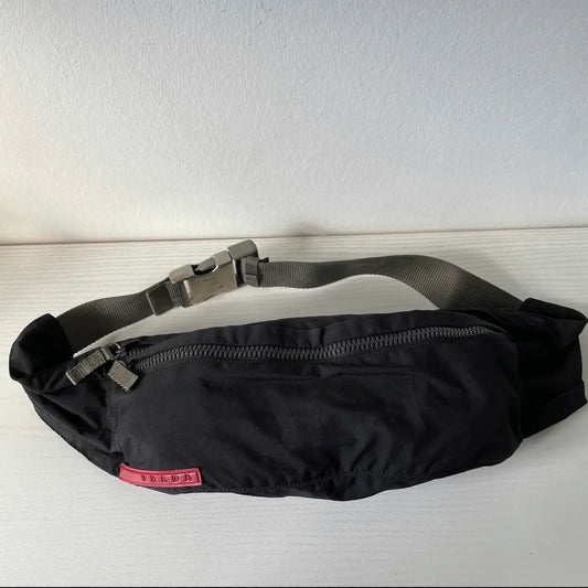 Prada bæltetaske